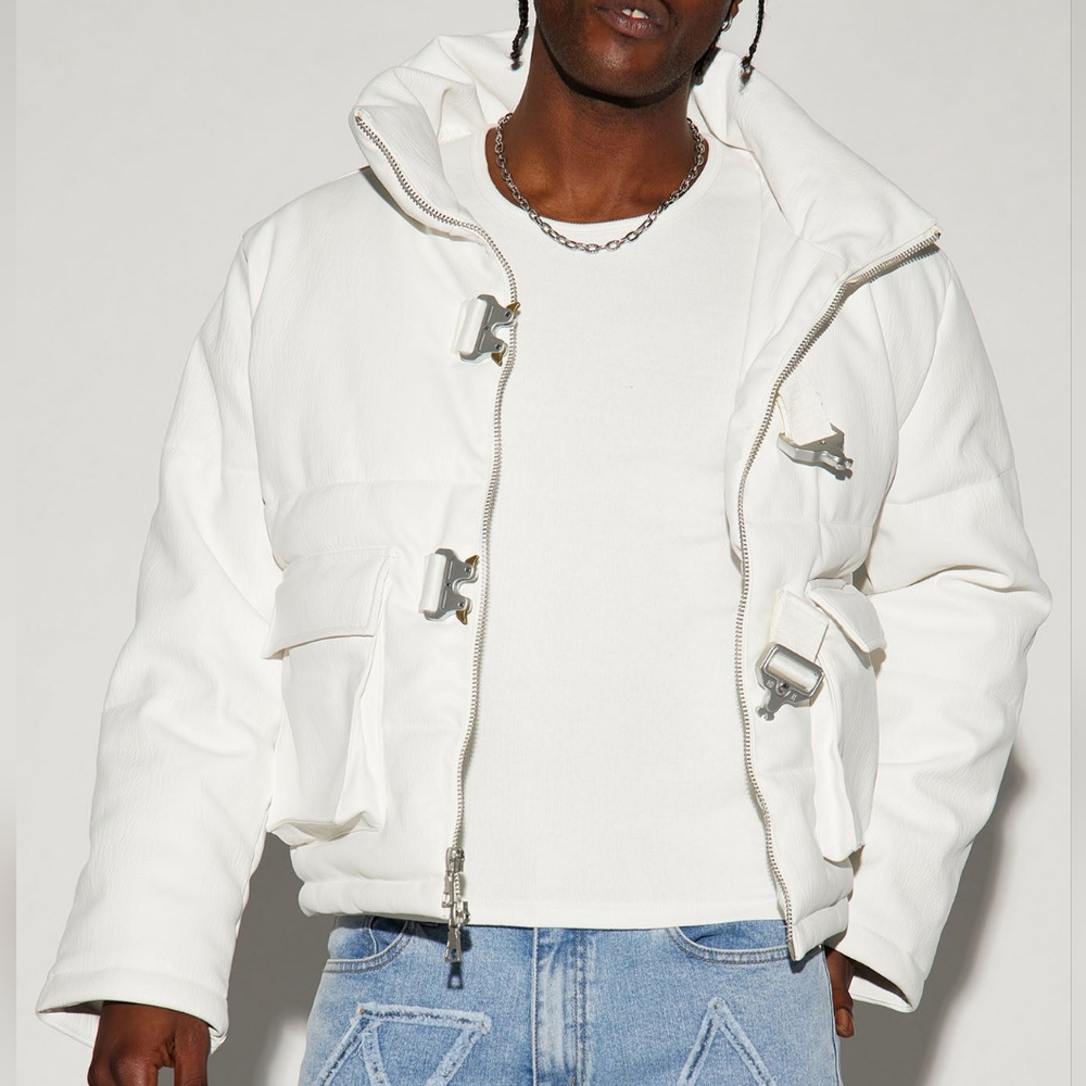 NEW! White Puffer Jacket size s FASHION NOVA